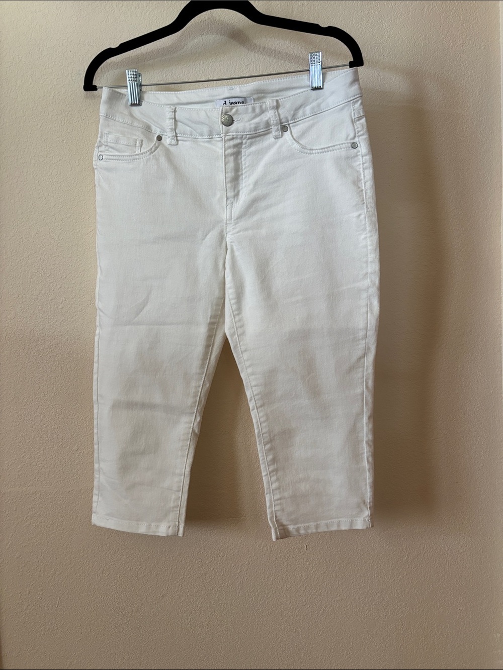 d. jeans White Cropped Ankle Jeans